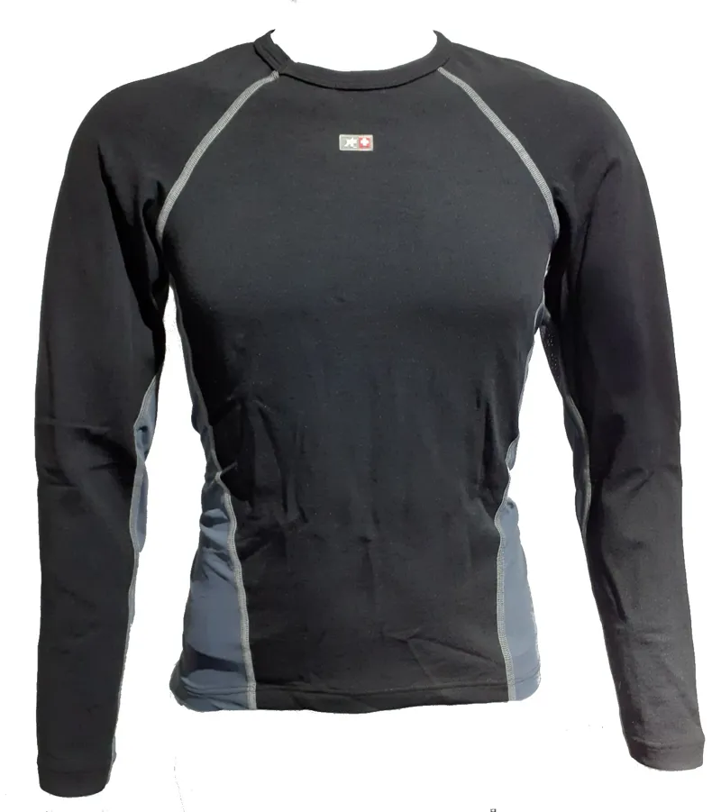 Assos Interactive Body Hydro Base Layer in Black